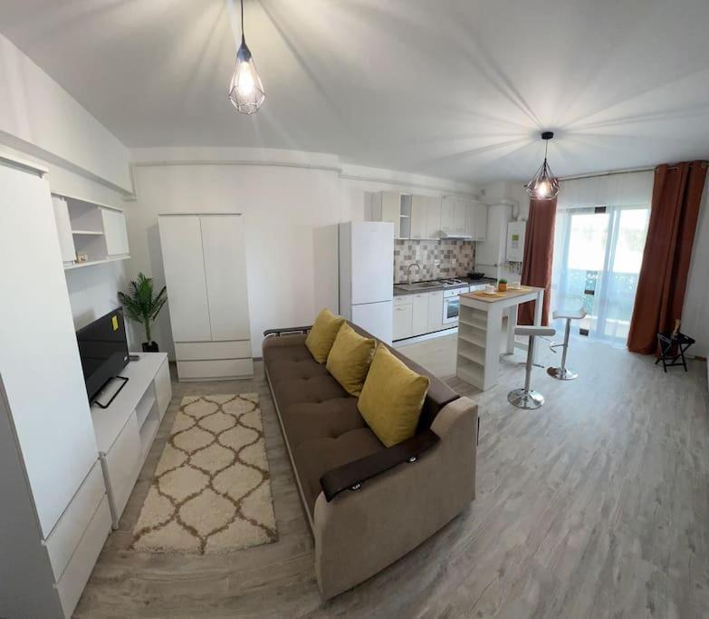 Td Apartments 2 雅西 外观 照片