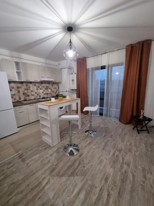Td Apartments 2 雅西 外观 照片